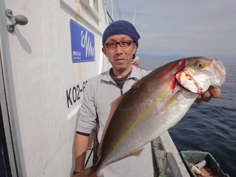 カンパチ・ネイリ
