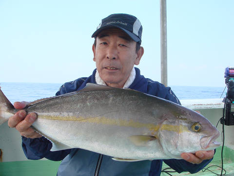 カンパチ・ネイリ