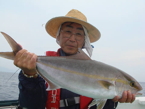 カンパチ・ネイリ