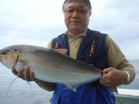 カンパチ・ネイリ
