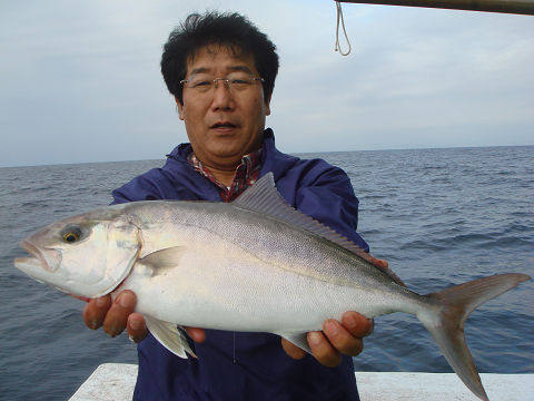 カンパチ・ネイリ